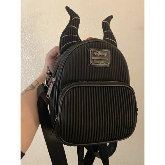 🆕Loungefly Disney Villains Malificent Convertible Mini Backpack - Picture 2 of 6